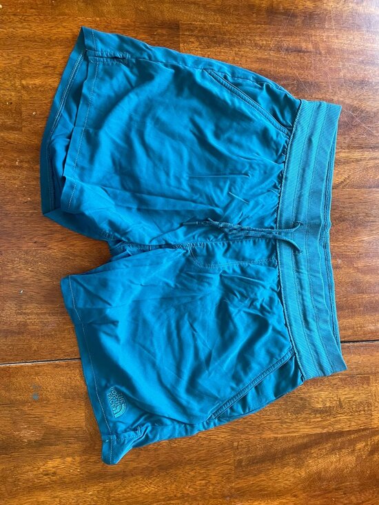 The North Face Pants - The North Face Women's Teal Shorts Size M Drawstring Zip Pocket Elastic